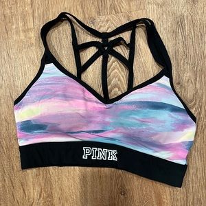 VS Pink sports bra. Size small. Good condition.